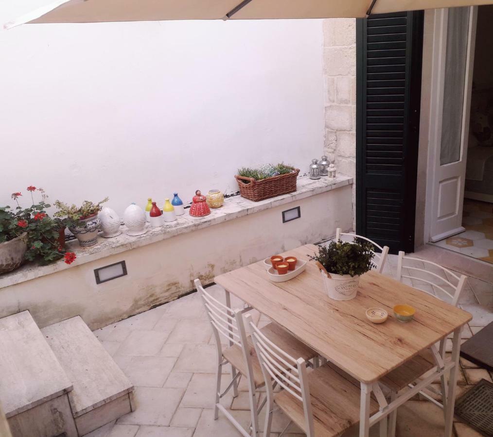 Li Frati Casa Vacanze Lecce Exterior photo
